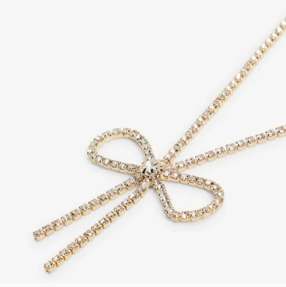 💎▪️betsey Johnson▪️ Gold Bow Crystal 18